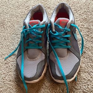 Nike flex experience rn2